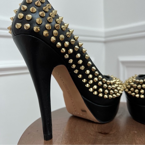 VINCE CAMUTO Madelyn - Picture 6 of 9